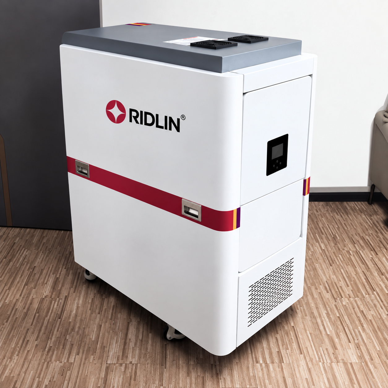 The Ridlin 5.12 kWh 48V-class energy storage battery, photographed in a home.